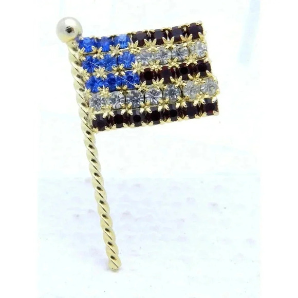 Gold Tone Red White Blue Rhinestone American Flag Pin Brooch - Picture 1 of 2